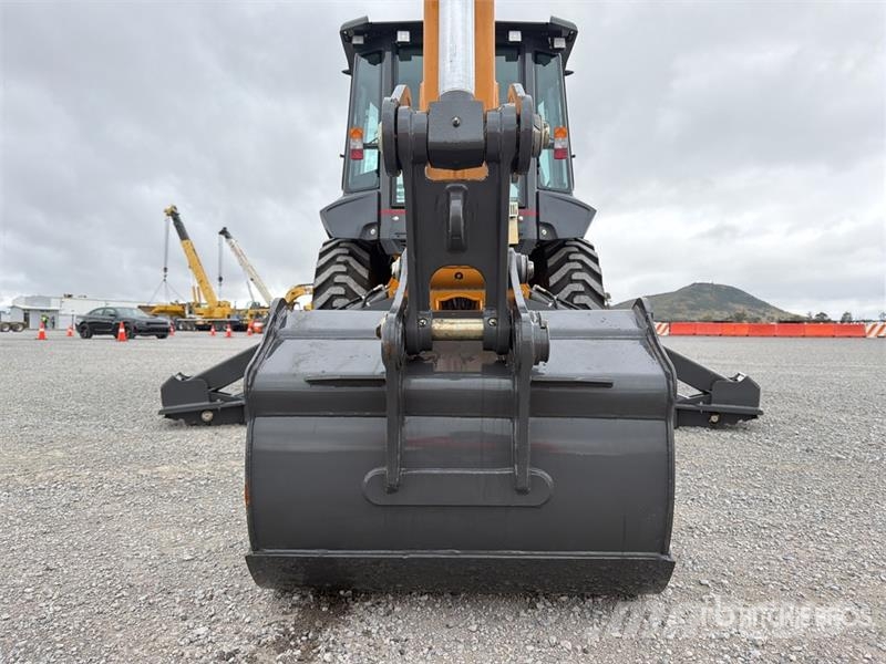 CASE 851NX 4x4 Retroexcavadora (Sin Usar) / Backhoe Loa لوادر ذات جرافات عكسية