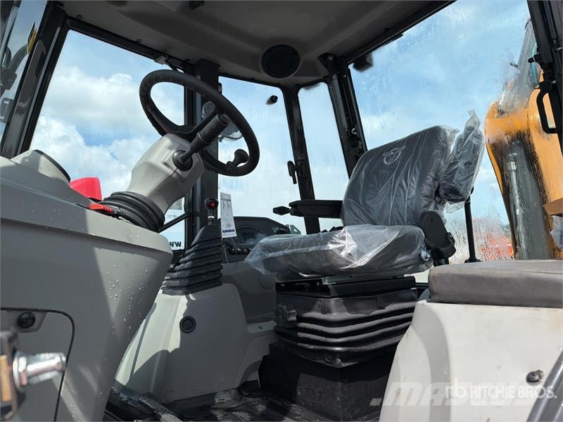 CASE 851NX 4x4 Retroexcavadora (Sin Usar) / Backhoe Loa Tractopelle