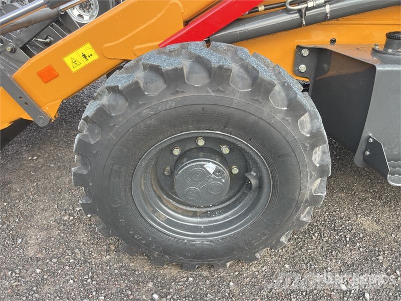CASE 851NX 4x4 Retroexcavadora (Sin Usar) / Backhoe Loa لوادر ذات جرافات عكسية