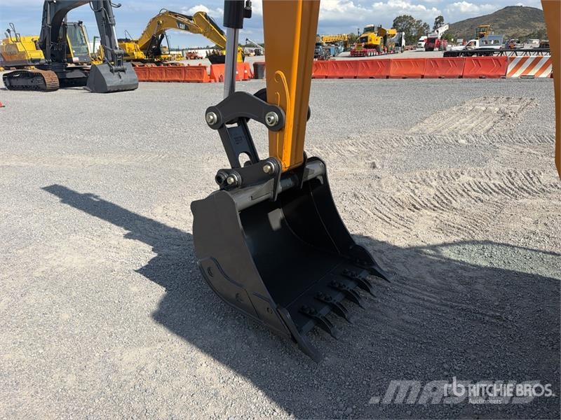 CASE 851NX 4x4 Retroexcavadora (Sin Usar) / Backhoe Loa Rovokopači