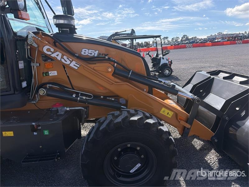 CASE 851NX 4x4 Retroexcavadora (Sin Usar) / Backhoe Loa Kotrórakodók