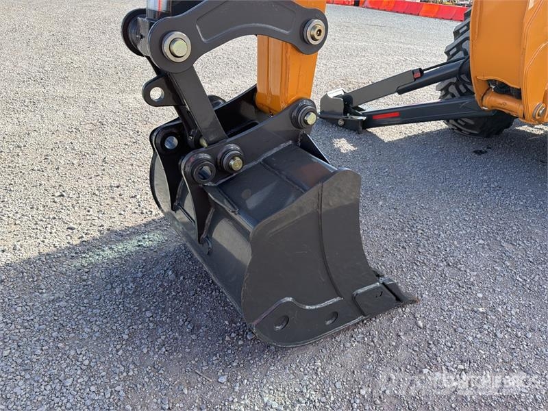 CASE 851NX 4x4 Retroexcavadora (Sin Usar) / Backhoe Loa Retrocargadoras