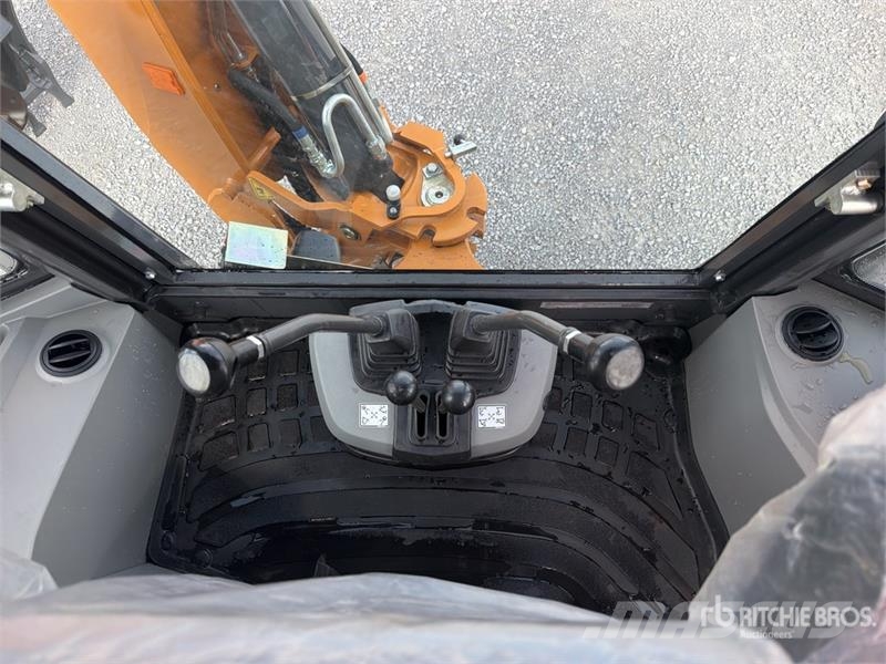 CASE 851NX 4x4 Retroexcavadora (Sin Usar) / Backhoe Loa Rovokopači