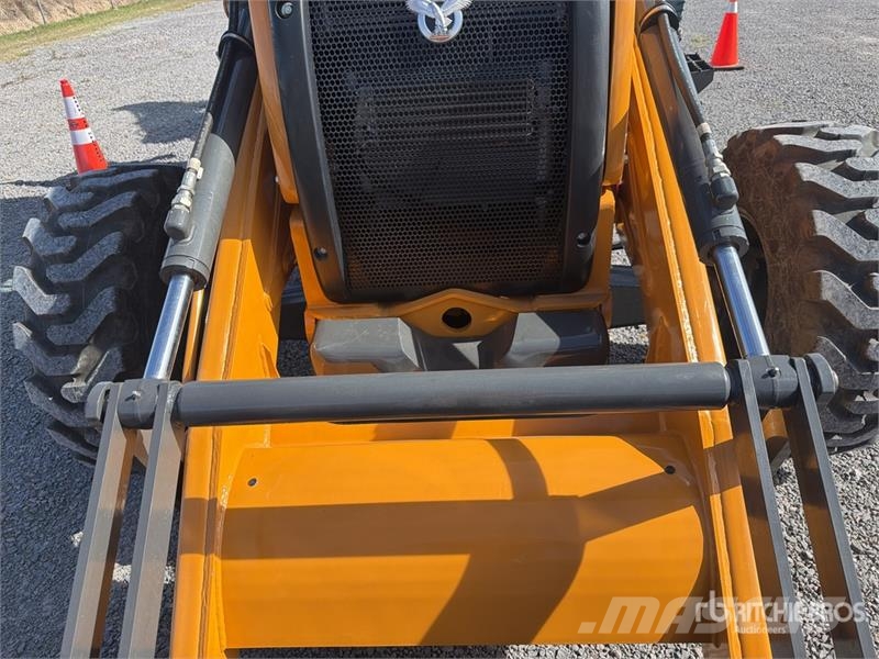 CASE 851NX 4x4 Retroexcavadora (Sin Usar) / Backhoe Loa Kotrórakodók