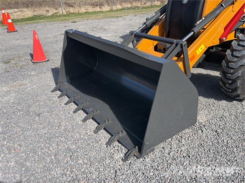 CASE 851NX 4x4 Retroexcavadora (Sin Usar) / Backhoe Loa Kotrórakodók