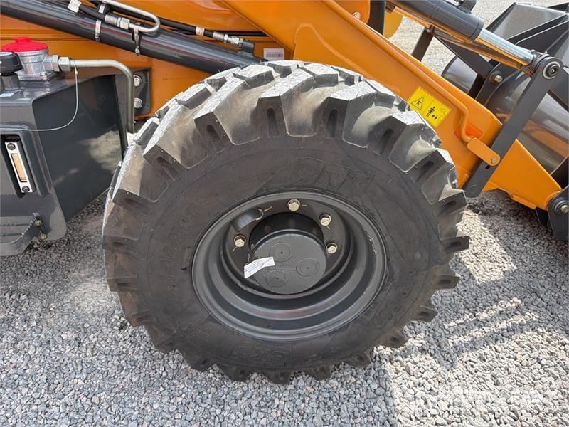 CASE 851NX 4x4 Retroexcavadora (Sin Usar) / Backhoe Loa Tractopelle
