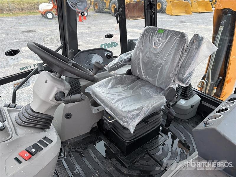 CASE 851NX 4x4 Retroexcavadora (Sin Usar) / Backhoe Loa لوادر ذات جرافات عكسية