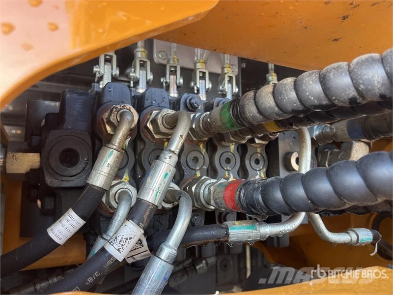 CASE 851NX 4x4 Retroexcavadora (Sin Usar) / Backhoe Loa لوادر ذات جرافات عكسية