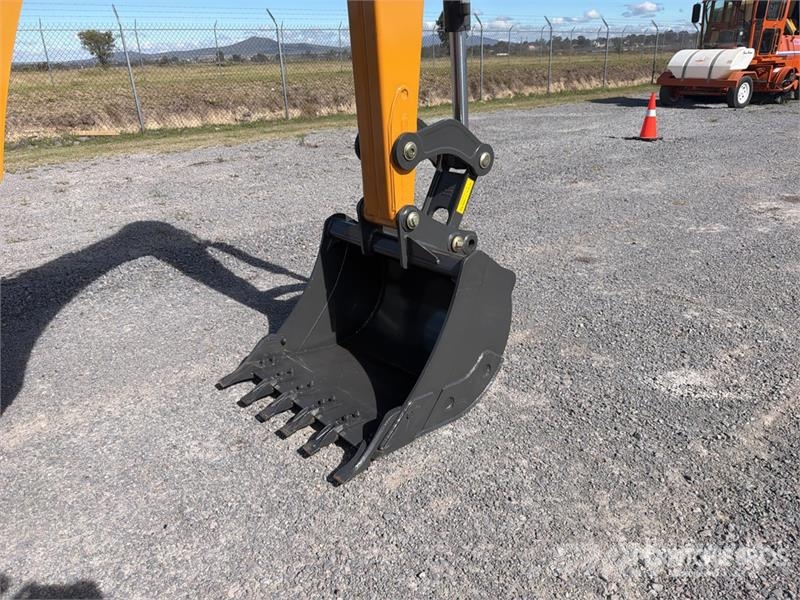CASE 851NX 4x4 Retroexcavadora (Sin Usar) / Backhoe Loa Kotrórakodók