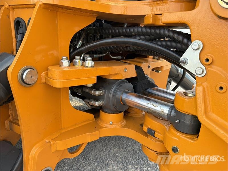 CASE 851NX 4x4 Retroexcavadora (Sin Usar) / Backhoe Loa Tractopelle