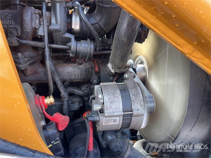 CASE 851NX 4x4 Retroexcavadora (Sin Usar) / Backhoe Loa لوادر ذات جرافات عكسية