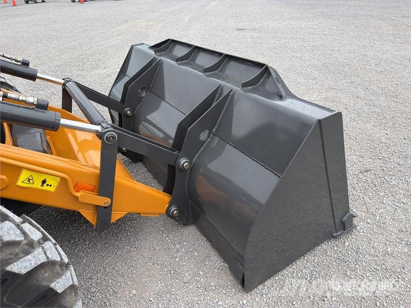 CASE 851NX 4x4 Retroexcavadora (Sin Usar) / Backhoe Loa Retrocargadoras