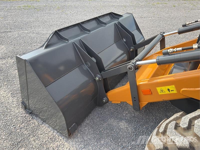 CASE 851NX 4x4 Retroexcavadora (Sin Usar) / Backhoe Loa Tractopelle