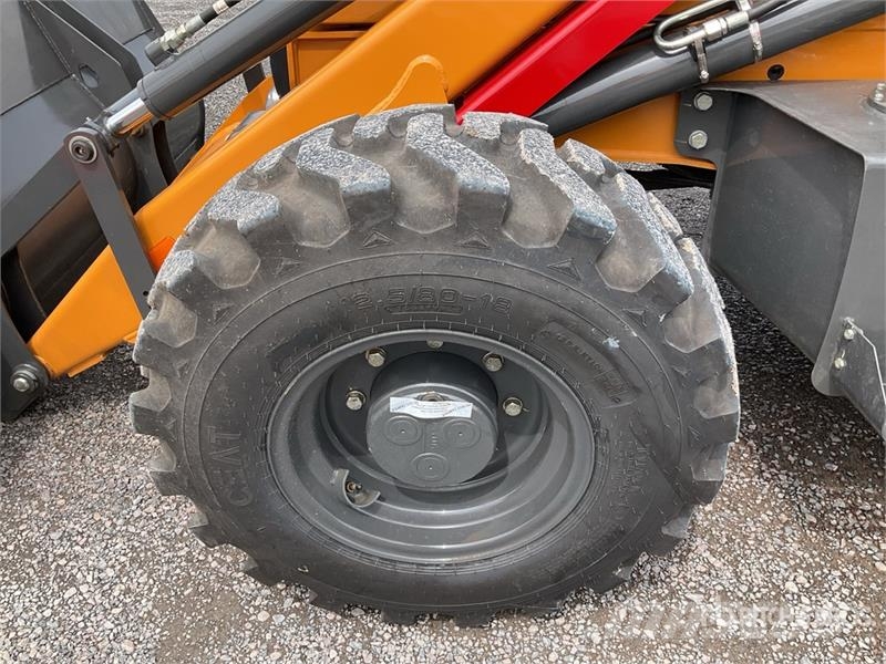 CASE 851NX 4x4 Retroexcavadora (Sin Usar) / Backhoe Loa لوادر ذات جرافات عكسية