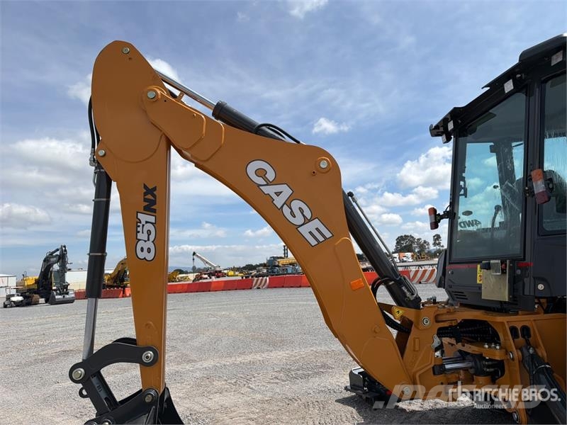 CASE 851NX 4x4 Retroexcavadora (Sin Usar) / Backhoe Loa Tractopelle
