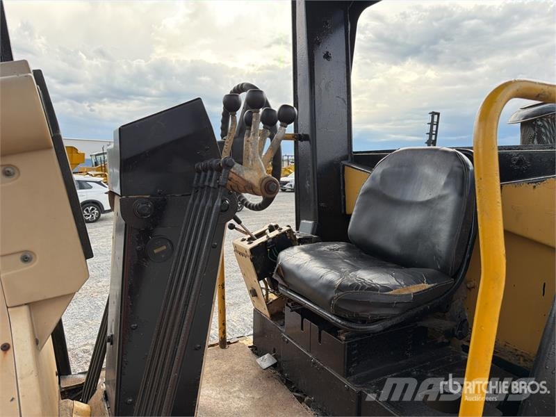 CAT 120 H Motoconformadora / Motor Grader Grejderi