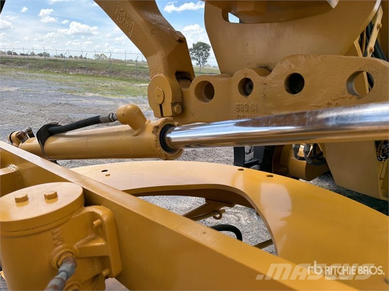 CAT 120k Motoconformadora / Motor Grader Motoniveladoras