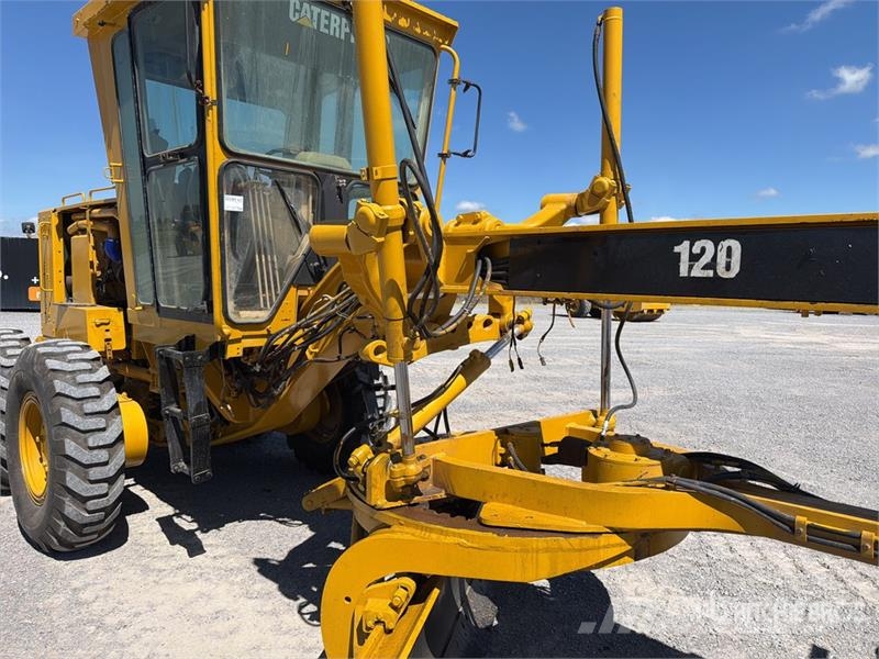 CAT 120k Motoconformadora / Motor Grader Graders