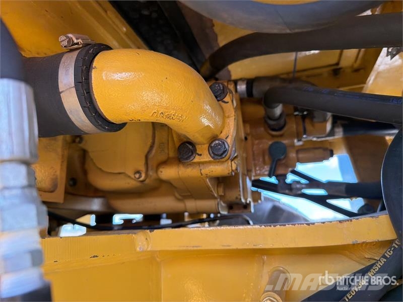 CAT 120k Motoconformadora / Motor Grader Motoniveladoras
