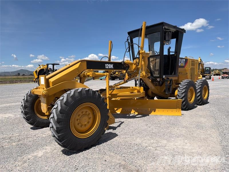 CAT 120k Motoconformadora / Motor Grader Motoniveladoras