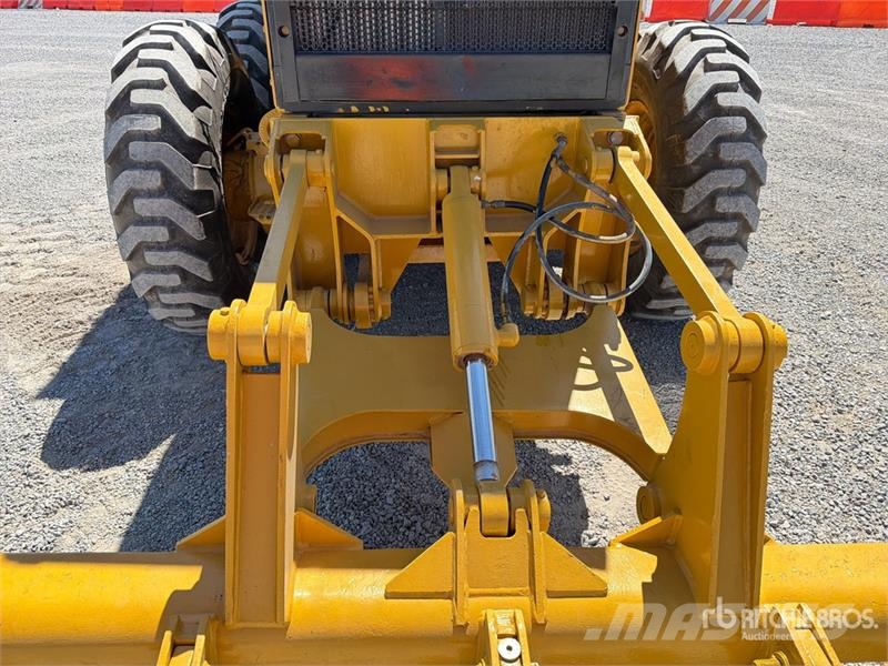 CAT 120k Motoconformadora / Motor Grader Graders