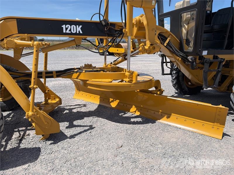 CAT 120k Motoconformadora / Motor Grader Motoniveladoras