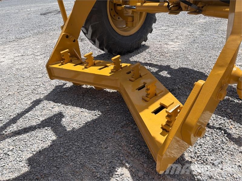 CAT 120k Motoconformadora / Motor Grader Motoniveladoras