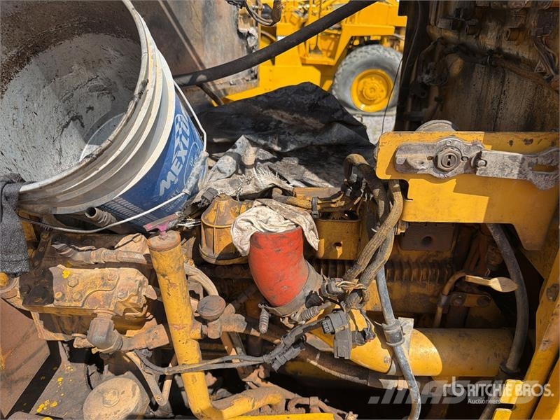 CAT 120k Motoconformadora (INOPERABLE) / Motor Grader  Niveladoras