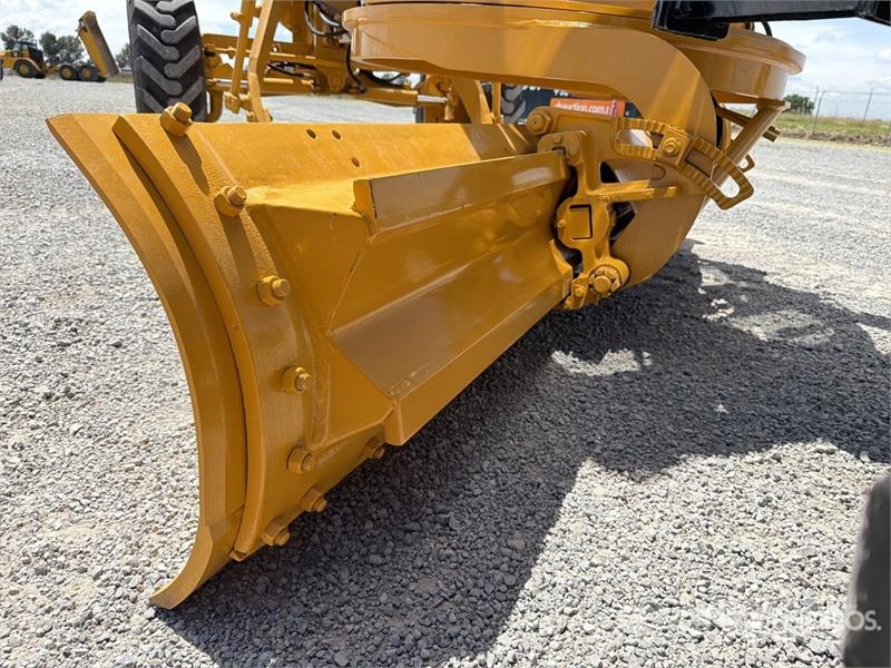 CAT 120k Motoconformadora / Motor Grader Motoniveladoras