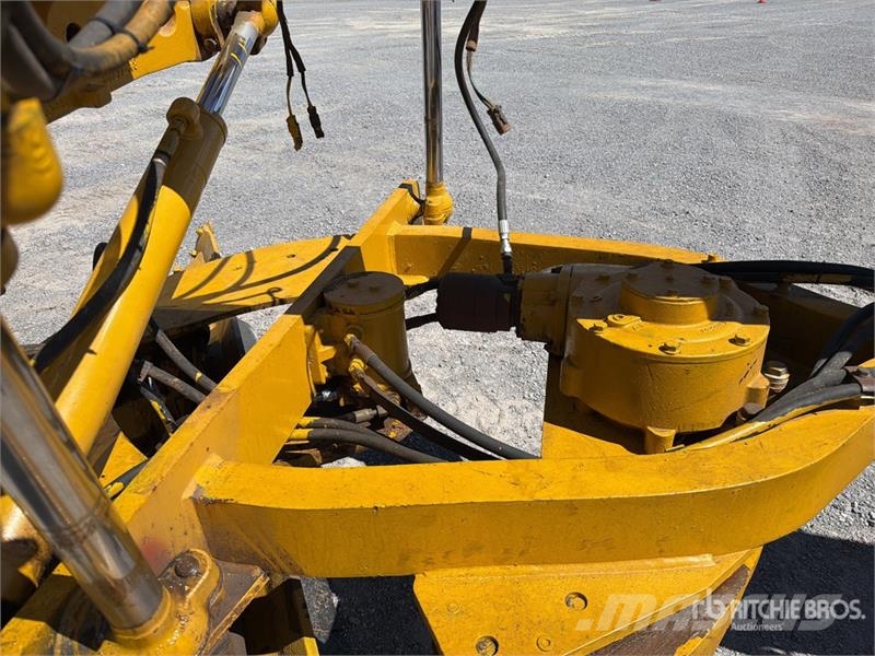 CAT 120k Motoconformadora / Motor Grader Graders