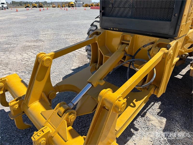 CAT 120k Motoconformadora / Motor Grader Graders