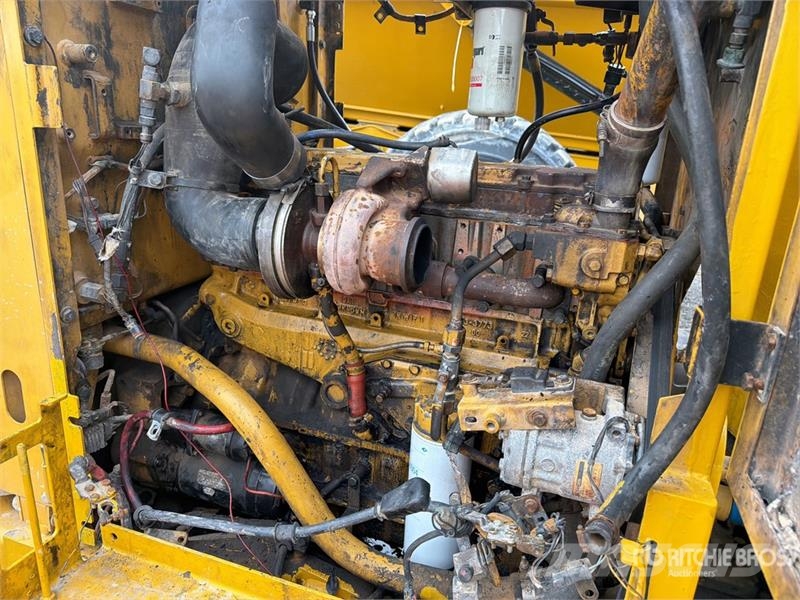 CAT 120k Motoconformadora (INOPERABLE) / Motor Grader  معدات تمهيد الطرق