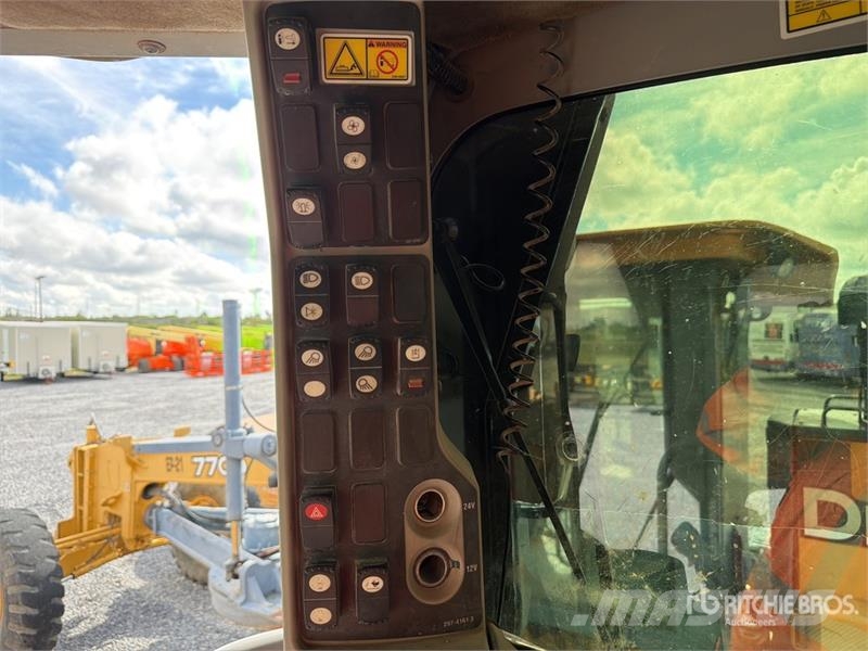 CAT 12M Motoconformadora / Motor Grader Graders