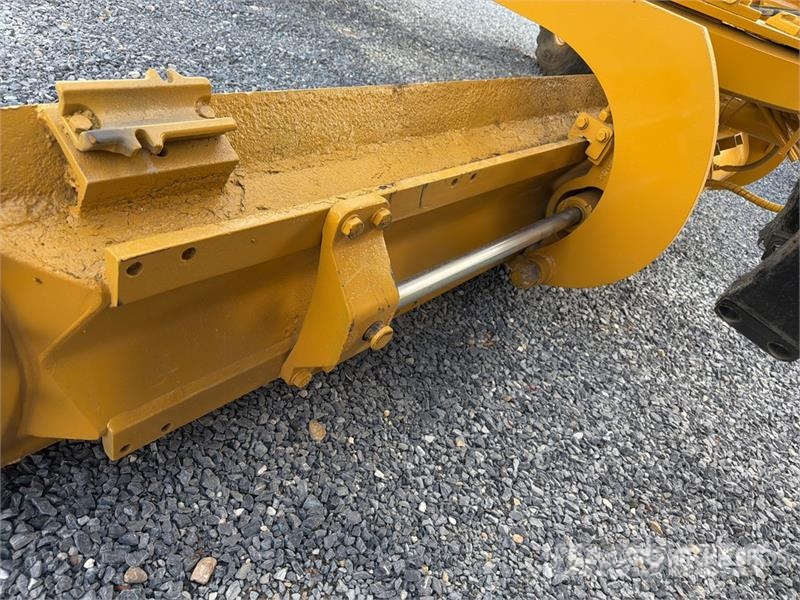 CAT 12M Motoconformadora / Motor Grader Graders
