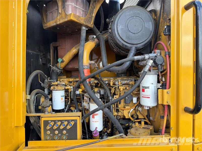 CAT 12M Motoconformadora / Motor Grader Graders