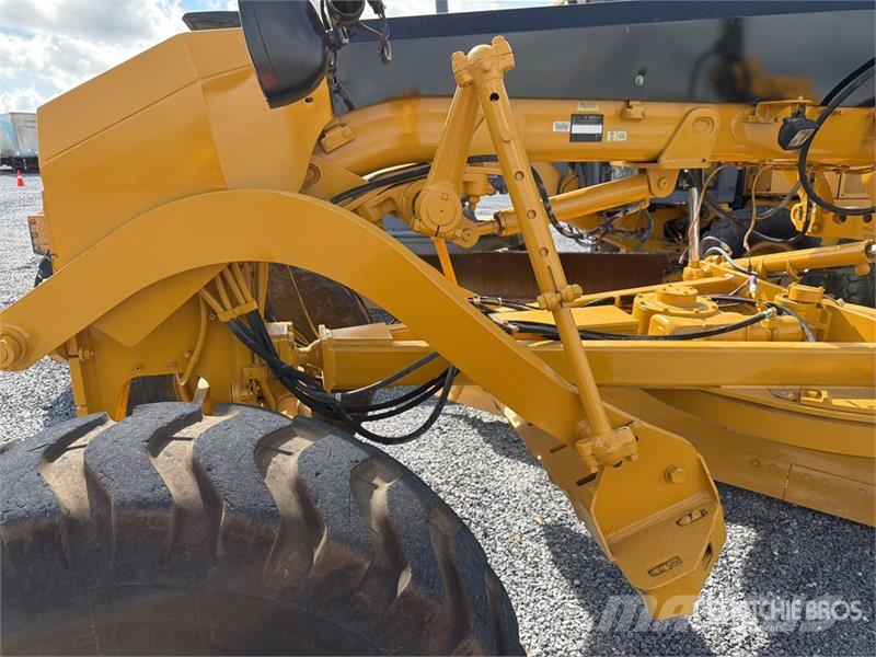 CAT 12M Motoconformadora / Motor Grader Graders