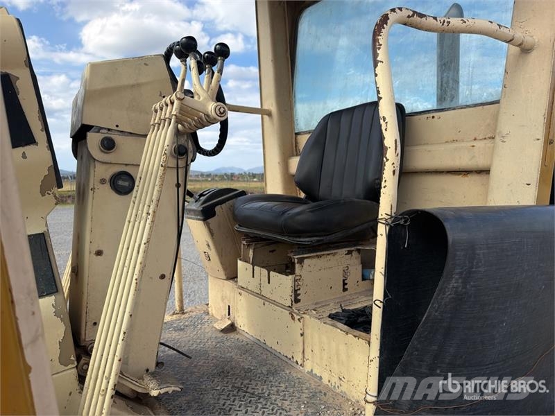 CAT 140H Motoconformadora / Motor Grader Niveladoras
