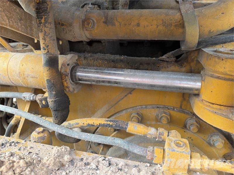 CAT 140H Motoconformadora / Motor Grader Niveladoras
