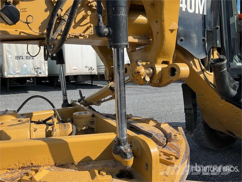 CAT 140M Motoconformadora / Motor Grader Niveleuse