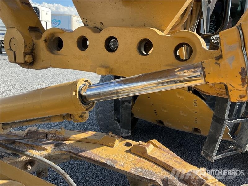CAT 140M Motoconformadora / Motor Grader Niveleuse