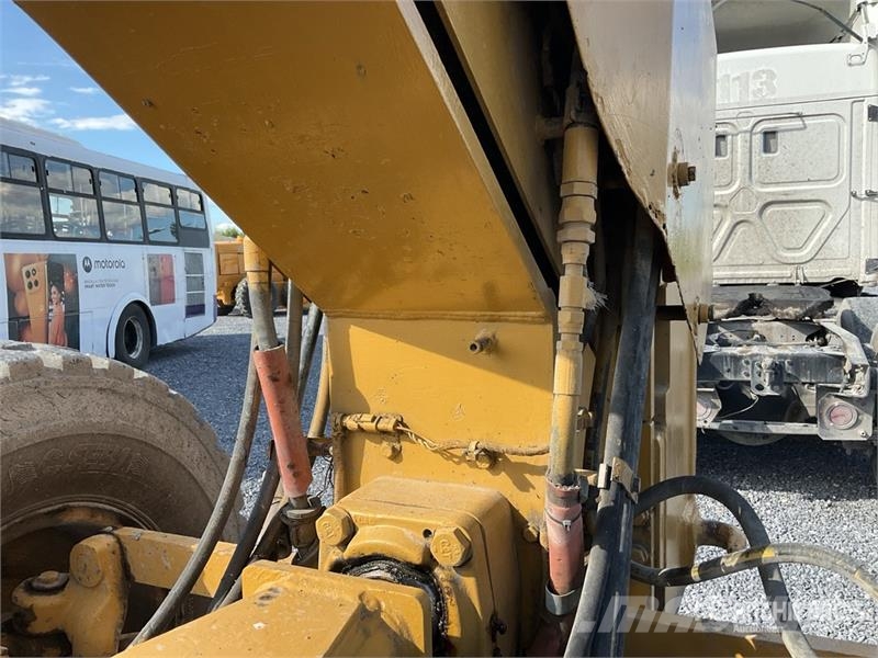CAT 140M Motoconformadora / Motor Grader Niveleuse