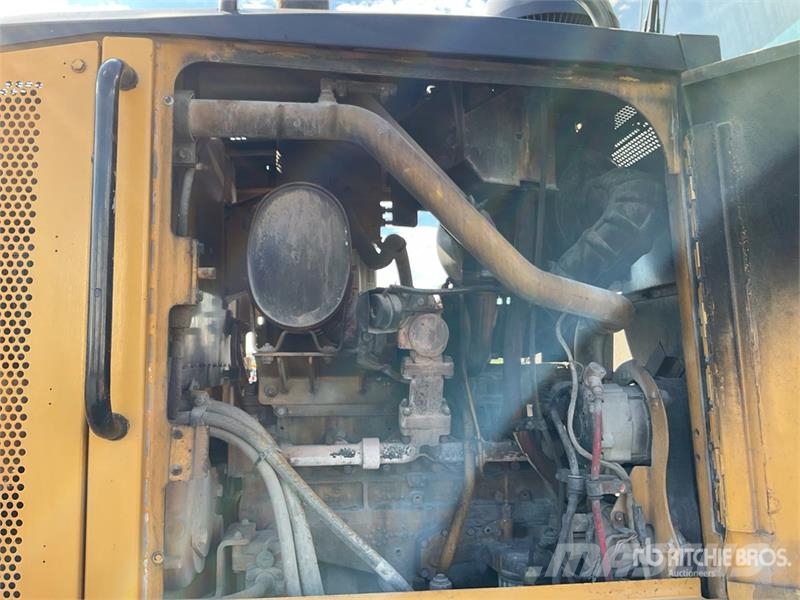 CAT 140M Motoconformadora / Motor Grader Niveleuse