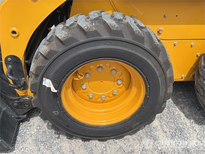 CAT 216B3 Kompaktrakodók