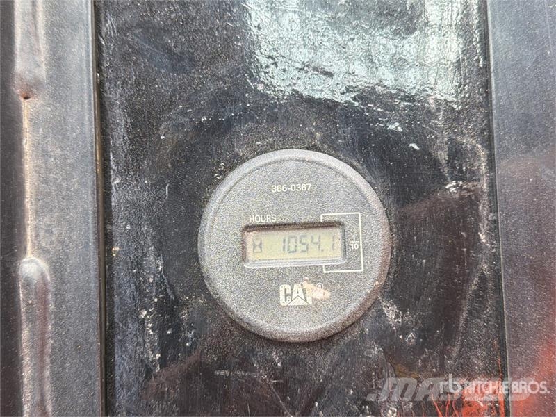 CAT 216B3 Kompaktrakodók