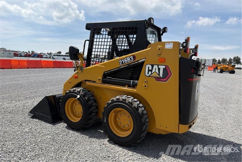 CAT 216B3 Kompaktrakodók