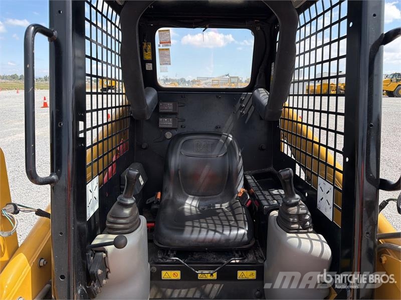 CAT 216B3 Kompaktrakodók