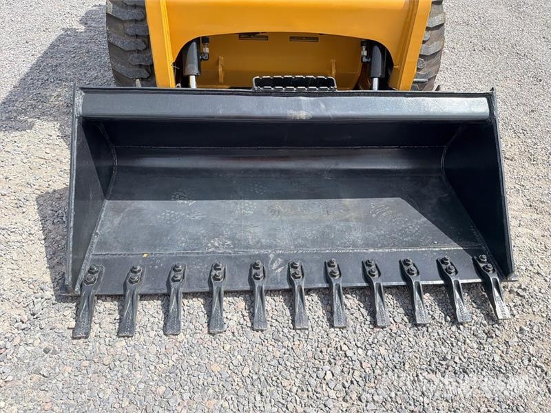 CAT 216B3 Kompaktrakodók