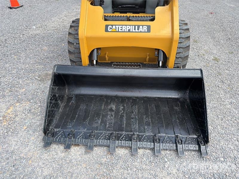 CAT 216B3 Kompaktrakodók