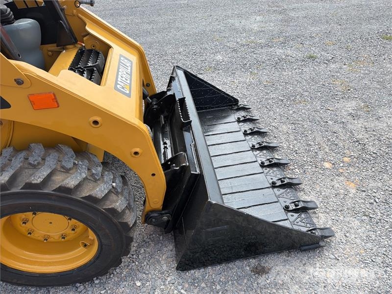 CAT 216B3 Kompaktrakodók