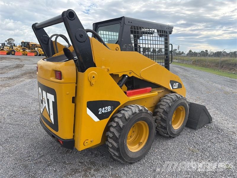 CAT 242B Series II Minicargador / Skid Steer Loader Φορτωτάκια
